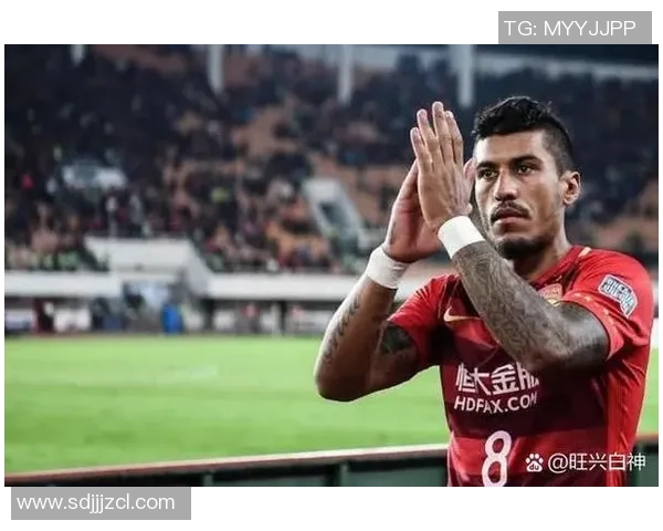 被低估的足球队球星:那些默默无闻却改变比赛走势的英雄 被低估的足球队球星:那些默默无闻却改变比赛走势的英雄